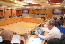 Παρουσία Βρούτση συνεδριάζει η ΚΕΔΕ