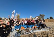 Καθάρισαν την ακτογραμμή του Αλίμου