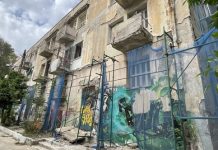 Γ.Τσιρίδης*: Πολυκατοικίες Αγ. Διονυσίου-Οικισμός ΚΑΠΠΑΔΟΚΙΑ στην Δραπετσώνα