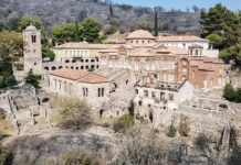2,4 εκατ. ευρώ για την αποκατάσταση της Ιεράς Μονής Οσίου Λουκά