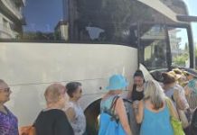 Ξεκίνησαν τα δωρεάν θαλάσσια μπάνια των ΚΑΠΗ Ηρακλείου Αττικής