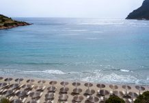 Ιδανικές για κολύμπι οι παραλίες του Δήμου Μαρκοπούλου Μεσογαίας